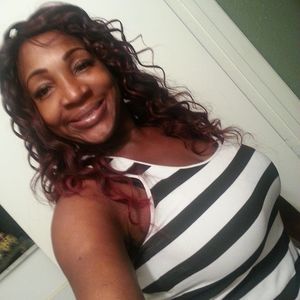 Meet your Posher, Lacie